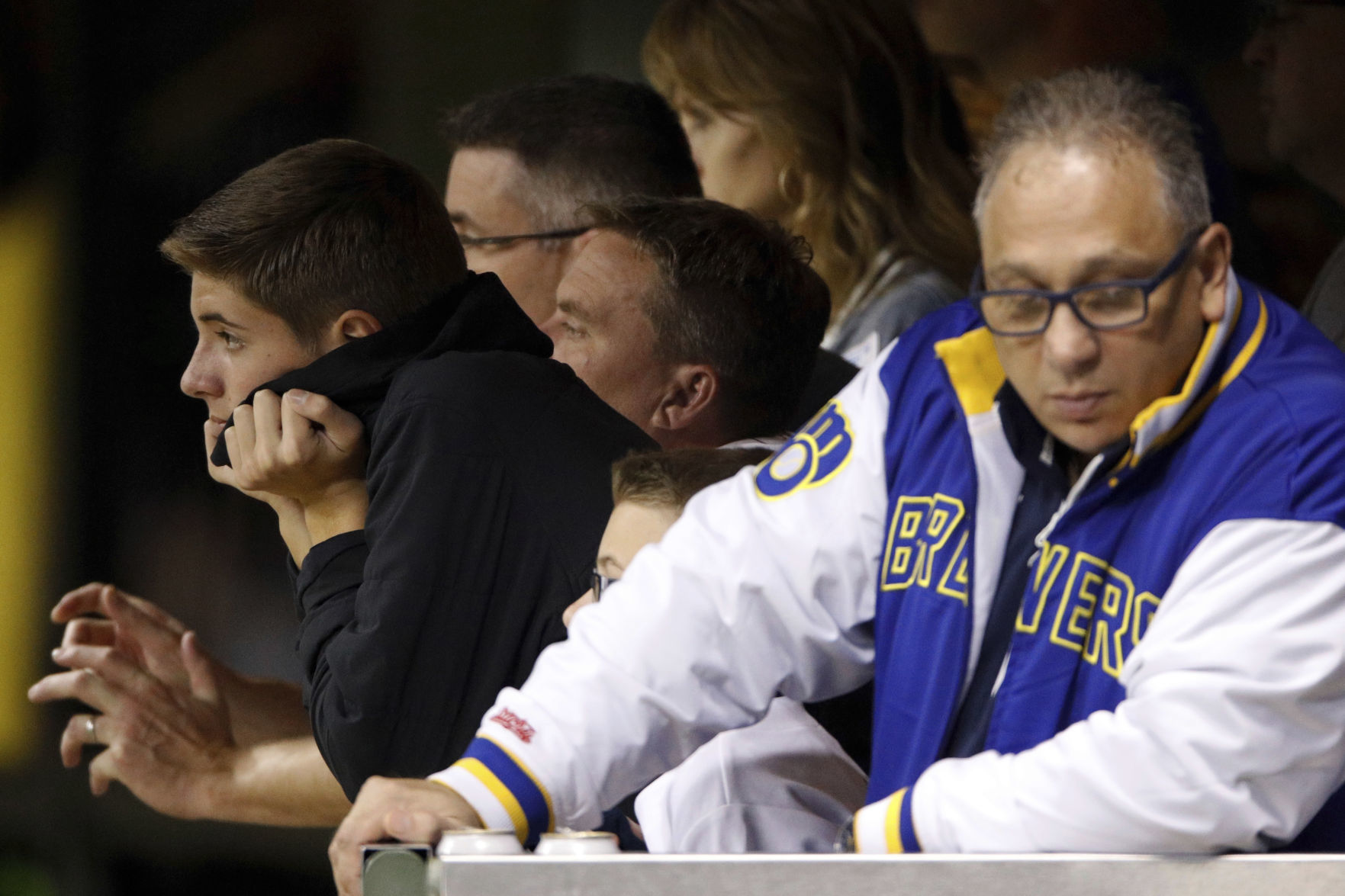Dodgers 5, Brewers 1